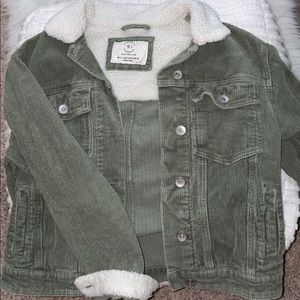 Super cute jacket perfect for winter!